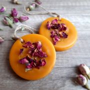 Závesný vonný vosk