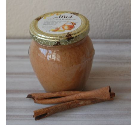 Pastovaný med so škoricou 240 g